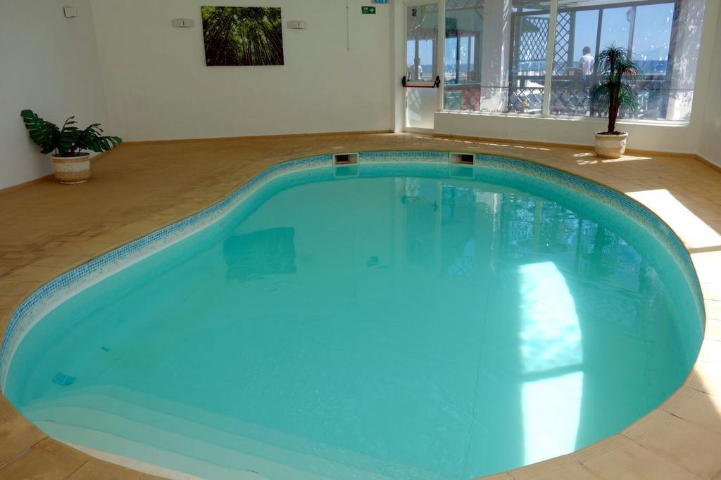 Borda D'agua, Da Oura Apartament