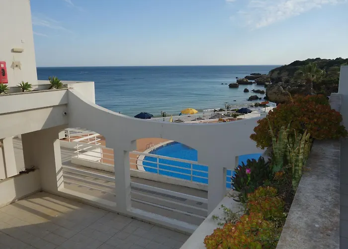 Borda D\'Agua, Praia Da Oura